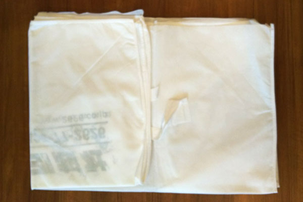 布団の引越しでは、布団カバーや圧縮袋を活用して梱包する ...